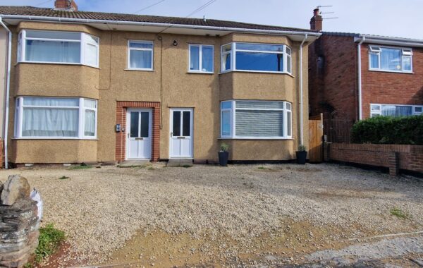 Two bedroom flat in Bristol